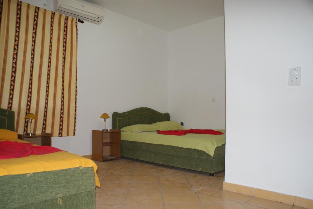 Apartments Dalila Ulcinj Exterior foto