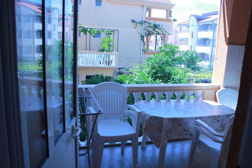 Apartments Dalila Ulcinj Exterior foto
