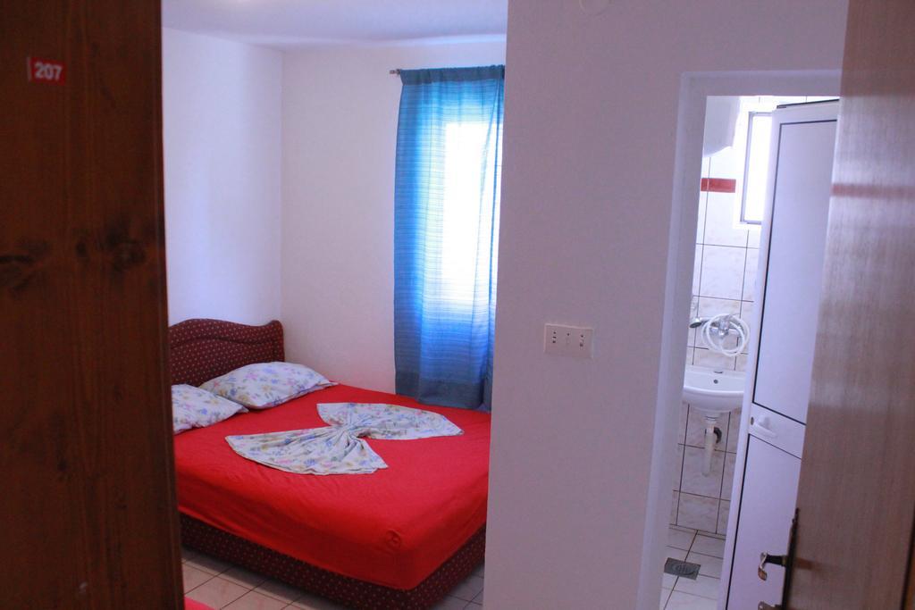 Apartments Dalila Ulcinj Exterior foto